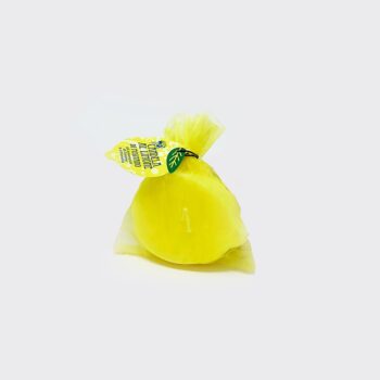 Candela profumata a forma di mezzo limone